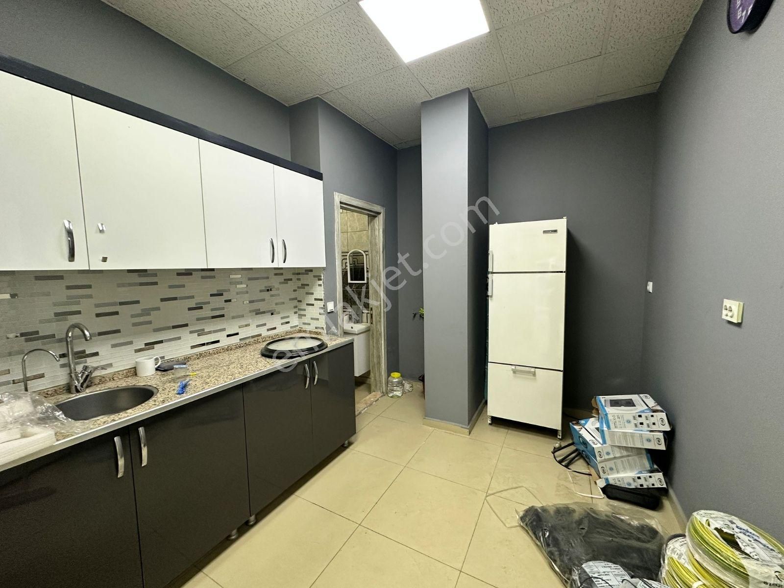 Tepeköy Çarşı İçinde Takasa Açık Dükkan - Görsel 18