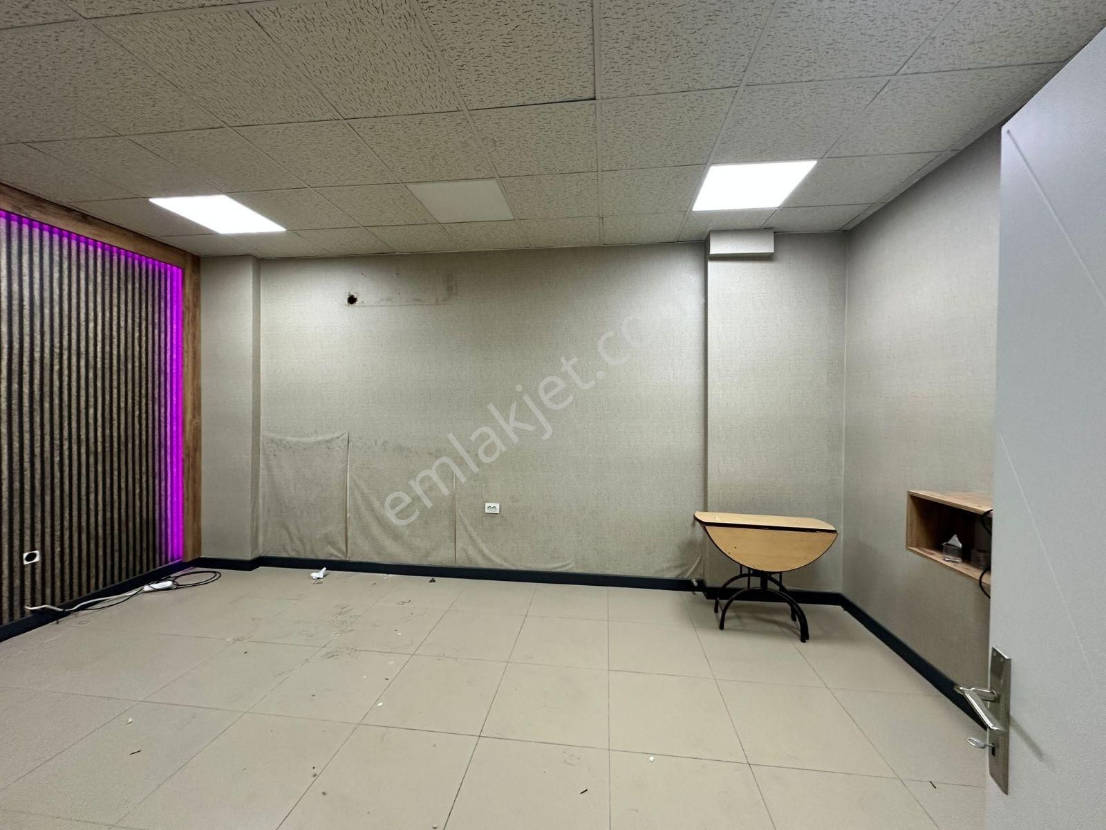 Tepeköy Çarşı İçinde Takasa Açık Dükkan - Görsel 14