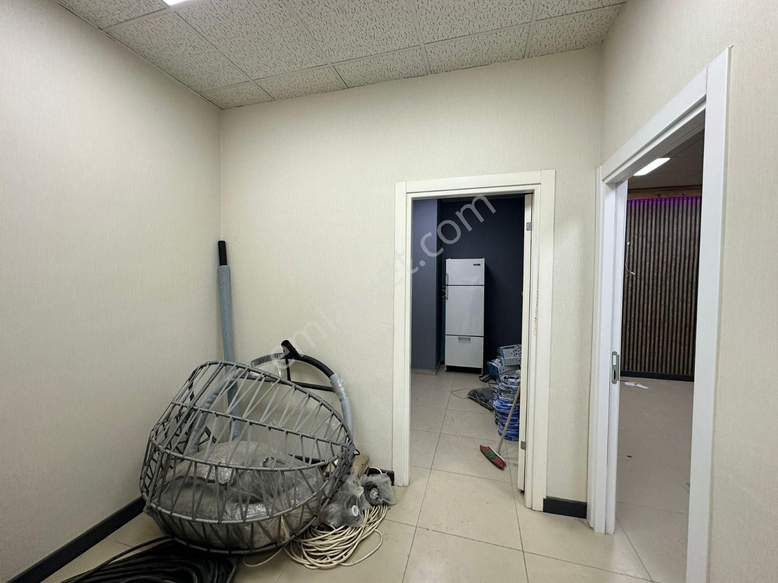 Tepeköy Çarşı İçinde Takasa Açık Dükkan - Görsel 4