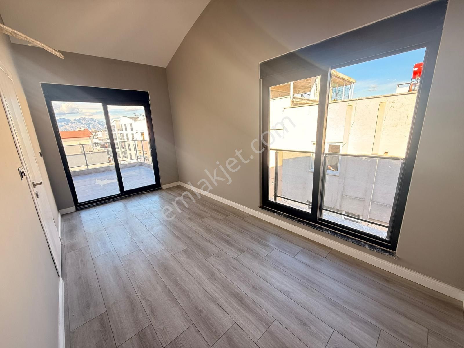 Çaybaşı’nda Sıfır Lüks 5+1 Dubleks Daire - Görsel 20