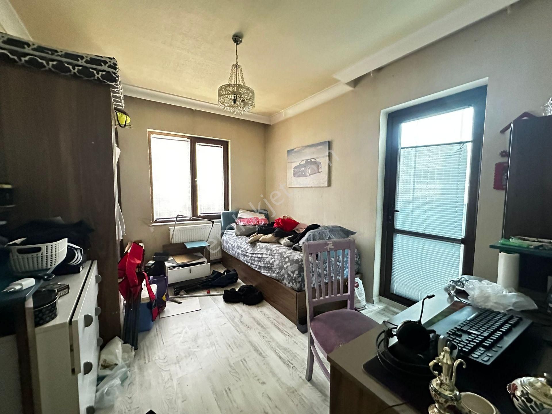 Kalecik Emlak'tan Lüks Sitede 3.kat, Giyinme O. E.banyolu Asansörlü 4+1 - Görsel 18