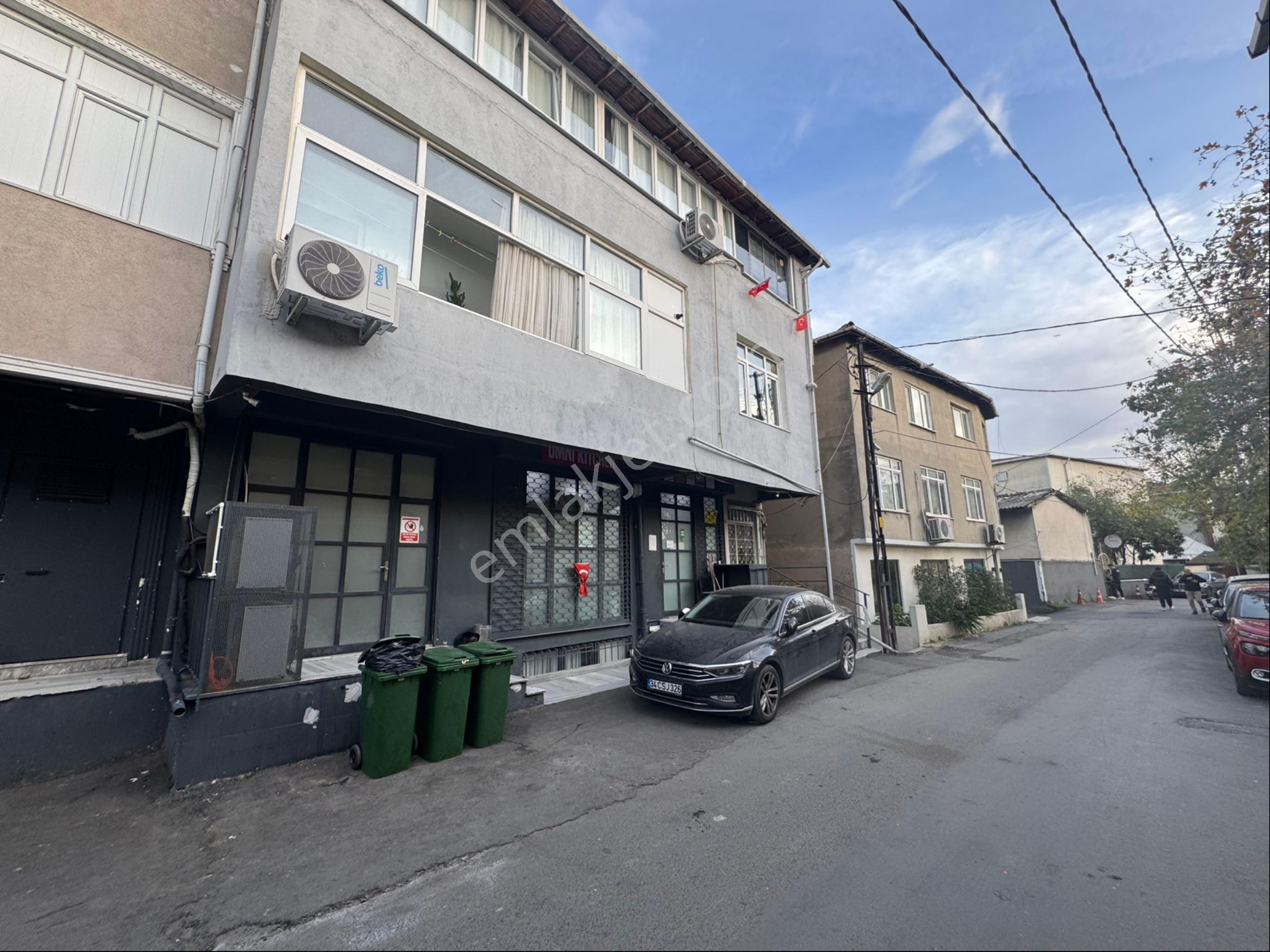 Armutluda Kentsel Dönüşüme Uygun Satılık Binada 2 Kat