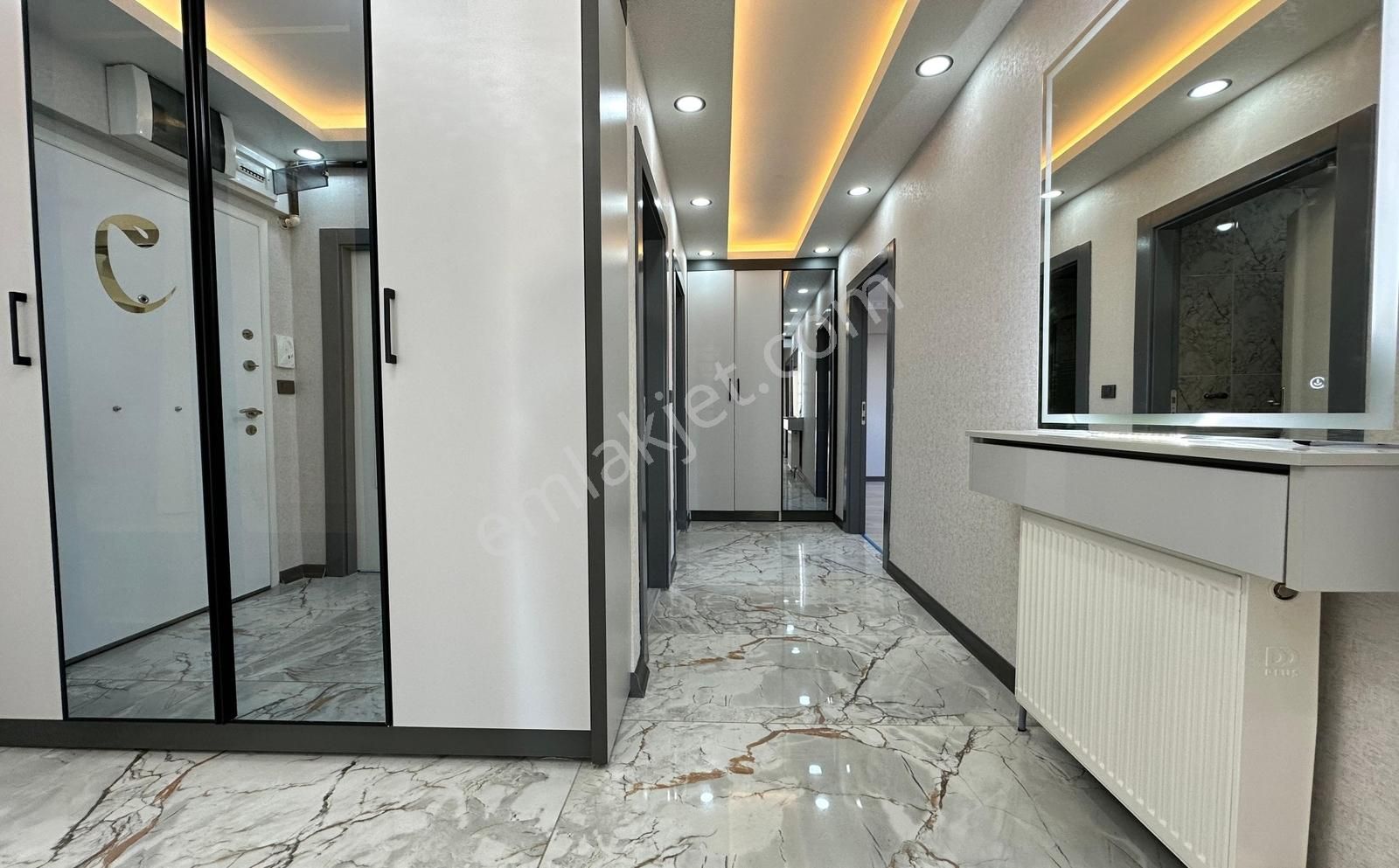 Keçiören Karakaya'da Cadde Yakını Masrafsız Katta 3+1 Daire - Görsel 10