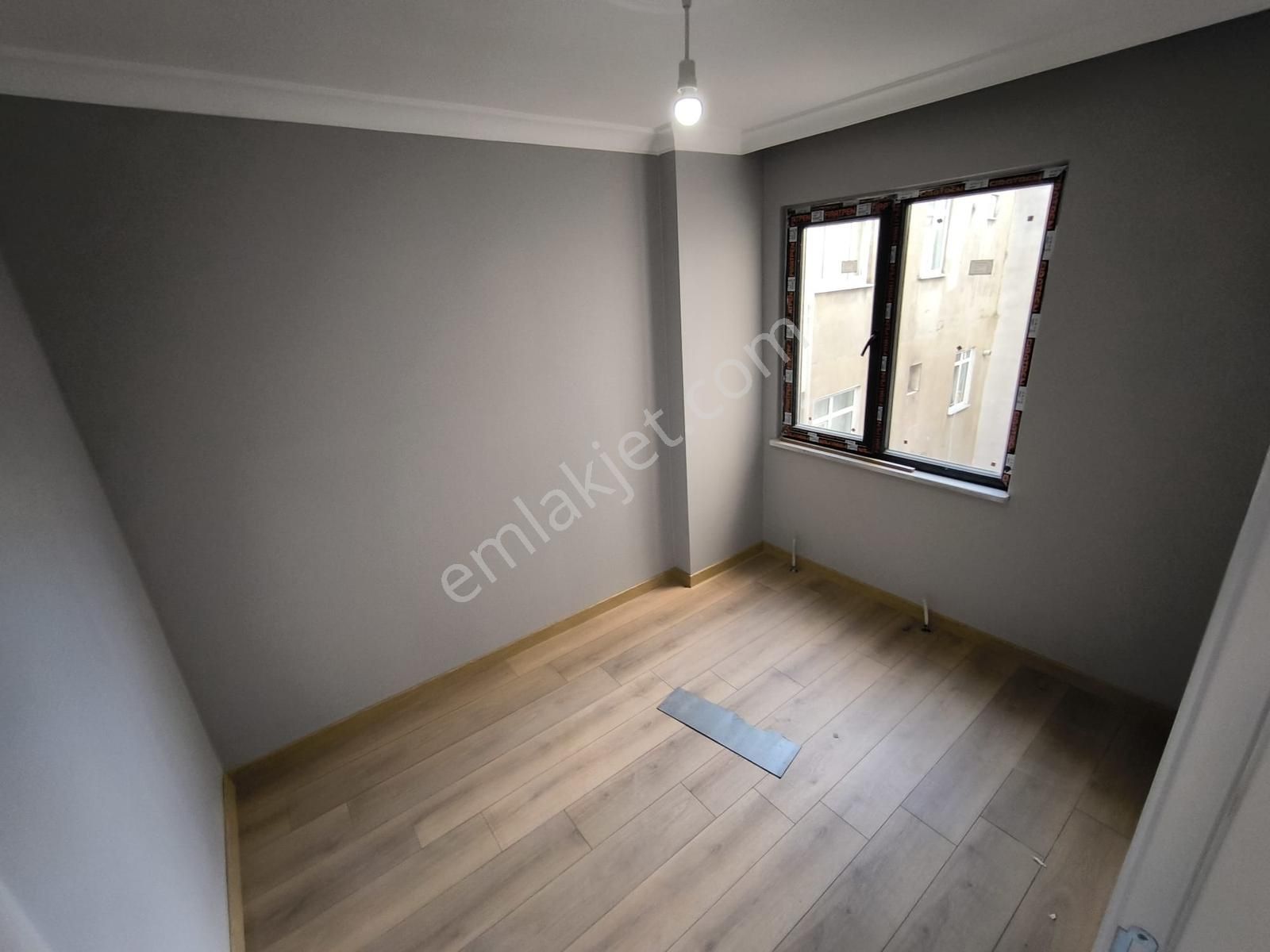 Üç Kardeşler'den İsmetpaşa Mah. Sıfır Cadde Dibi 3+1 120m² Daire - Görsel 6