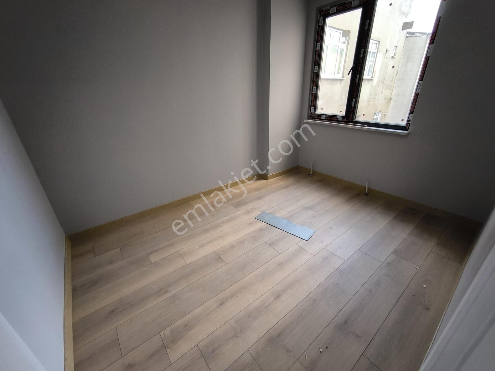 Üç Kardeşler'den İsmetpaşa Mah. Sıfır Cadde Dibi 3+1 120m² Daire - Görsel 11