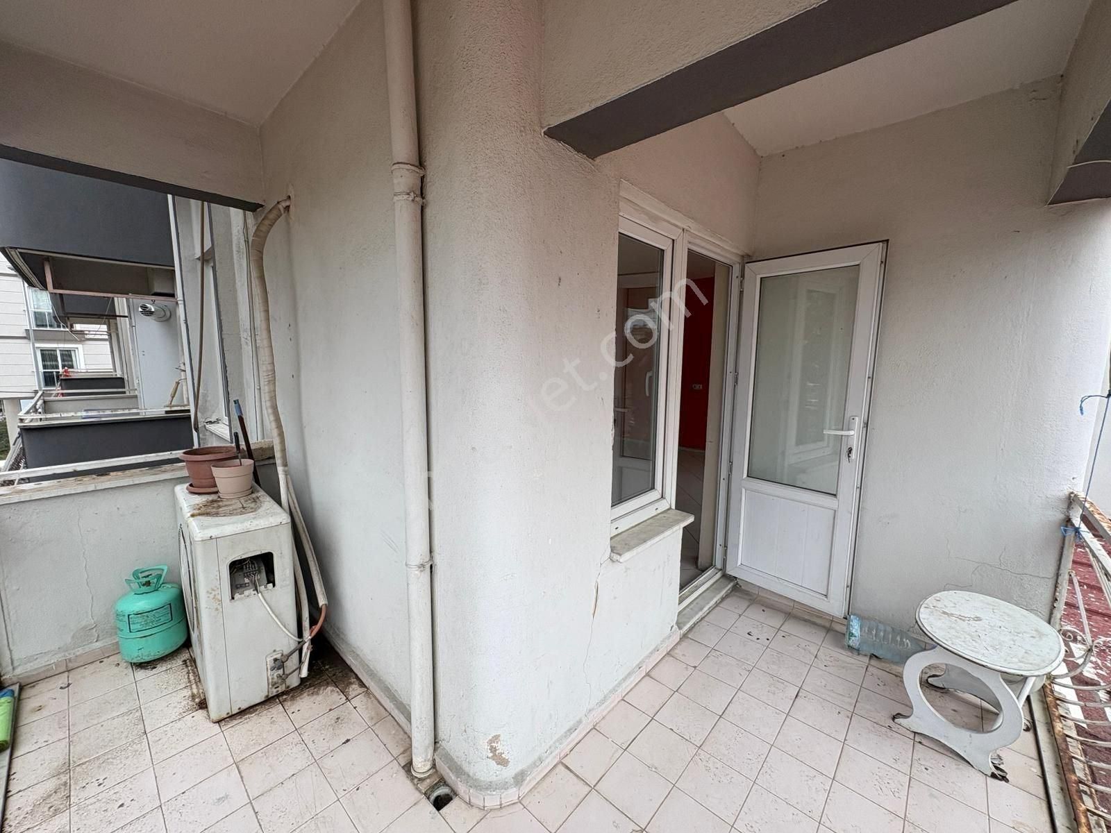 Milas Cumhuriyet Mahallesinde 3+1 Doğalgazlı Kiralık Daire - Görsel 17