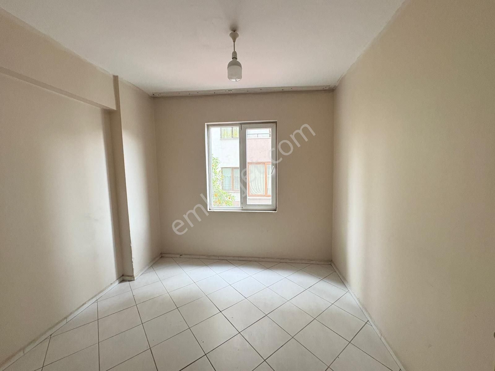 Milas Cumhuriyet Mahallesinde 3+1 Doğalgazlı Kiralık Daire - Görsel 8