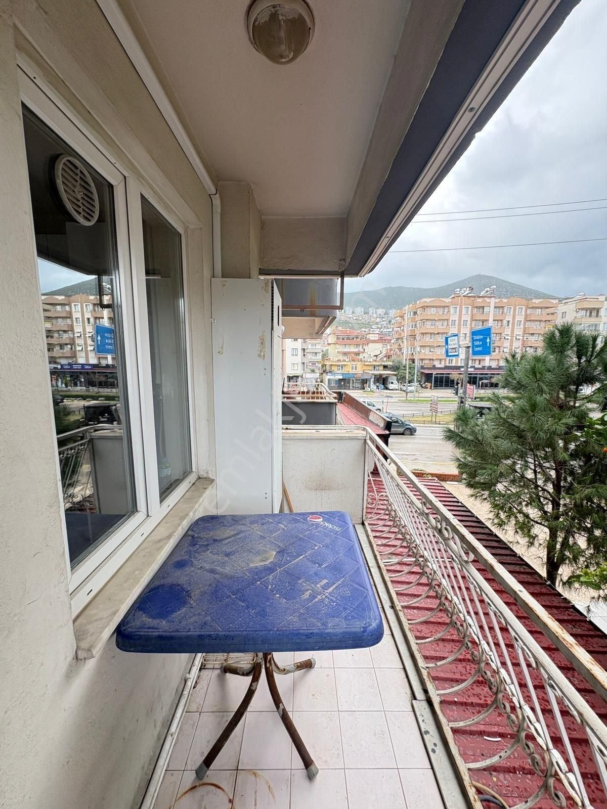 Milas Cumhuriyet Mahallesinde 3+1 Doğalgazlı Kiralık Daire - Görsel 14