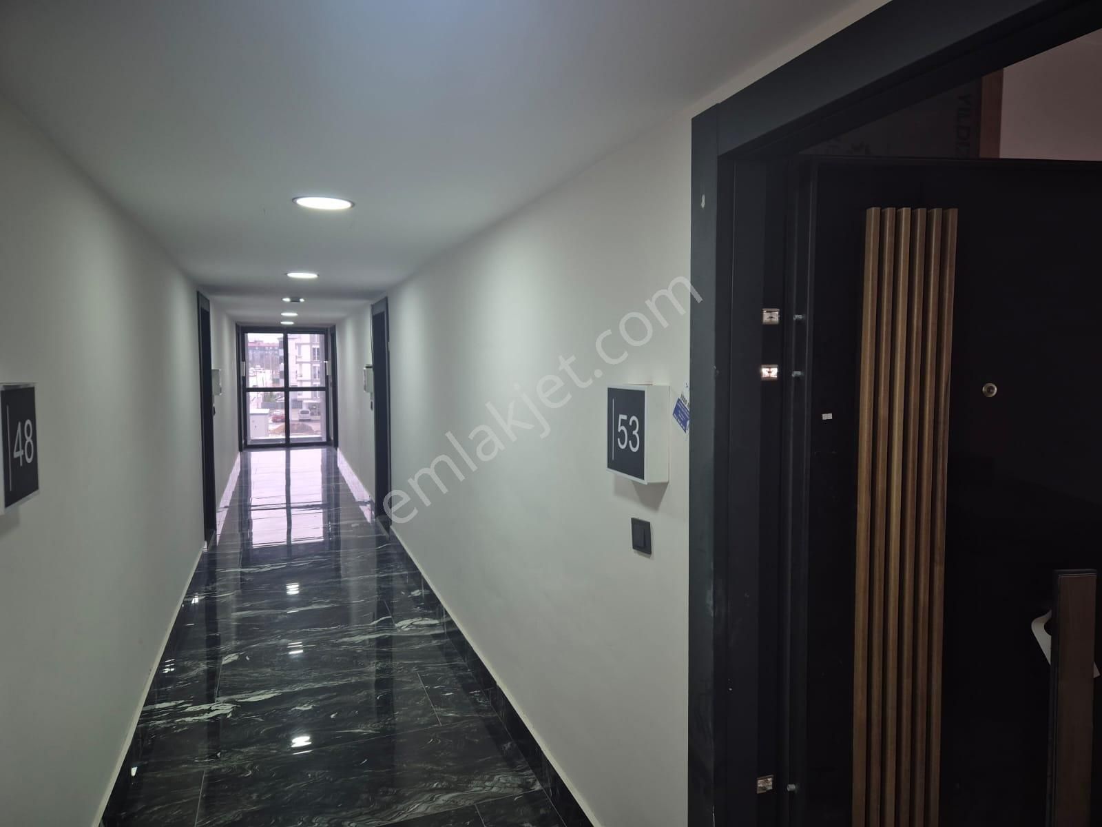 Hatip Mahallesi Sarılar Yolu Üzeri Kiralık 1+1 Daire - Görsel 11