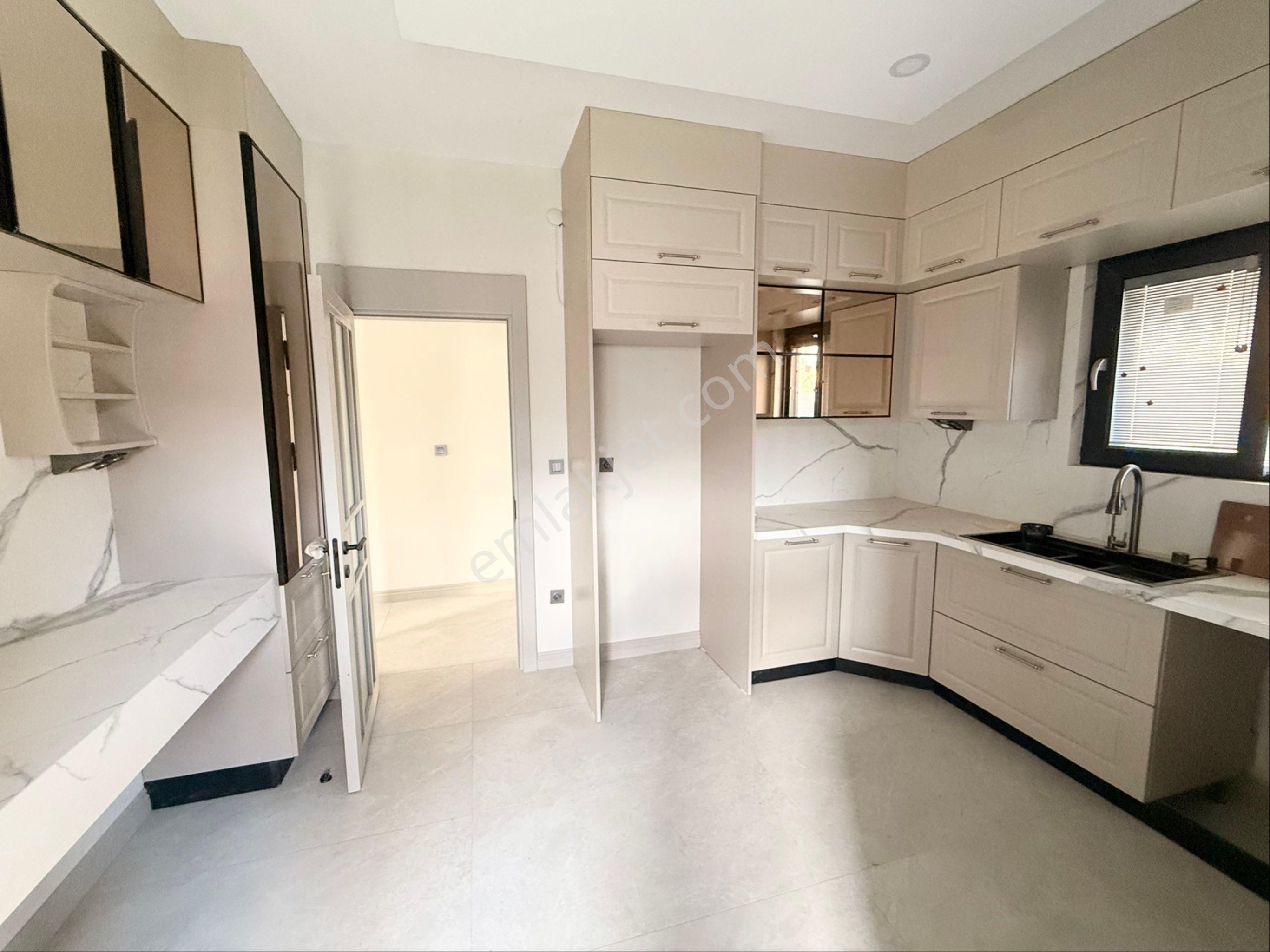 Emlak Evim'den Uzuncaorman'da Akıllı 3+1 Villa - Görsel 25