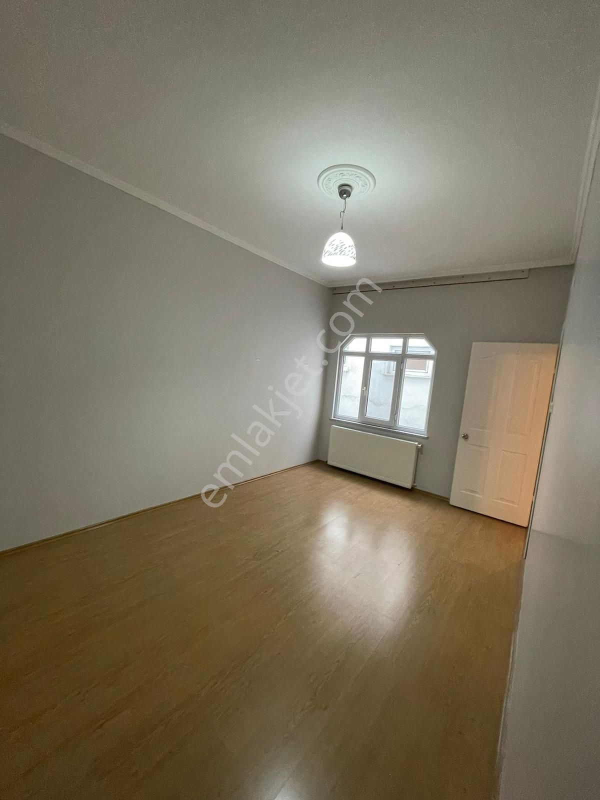 Remax Uzaydan Cebeci Mahallesi 2453. Sokakta Kiralık 2+1 Daire - Görsel 14