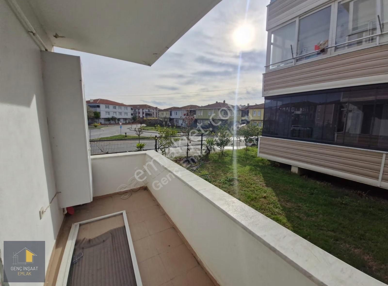 Karasu'da Temiz Eşyalı Havuzlu Site İçerisinde 2+1 Kiralık Daire - Görsel 5