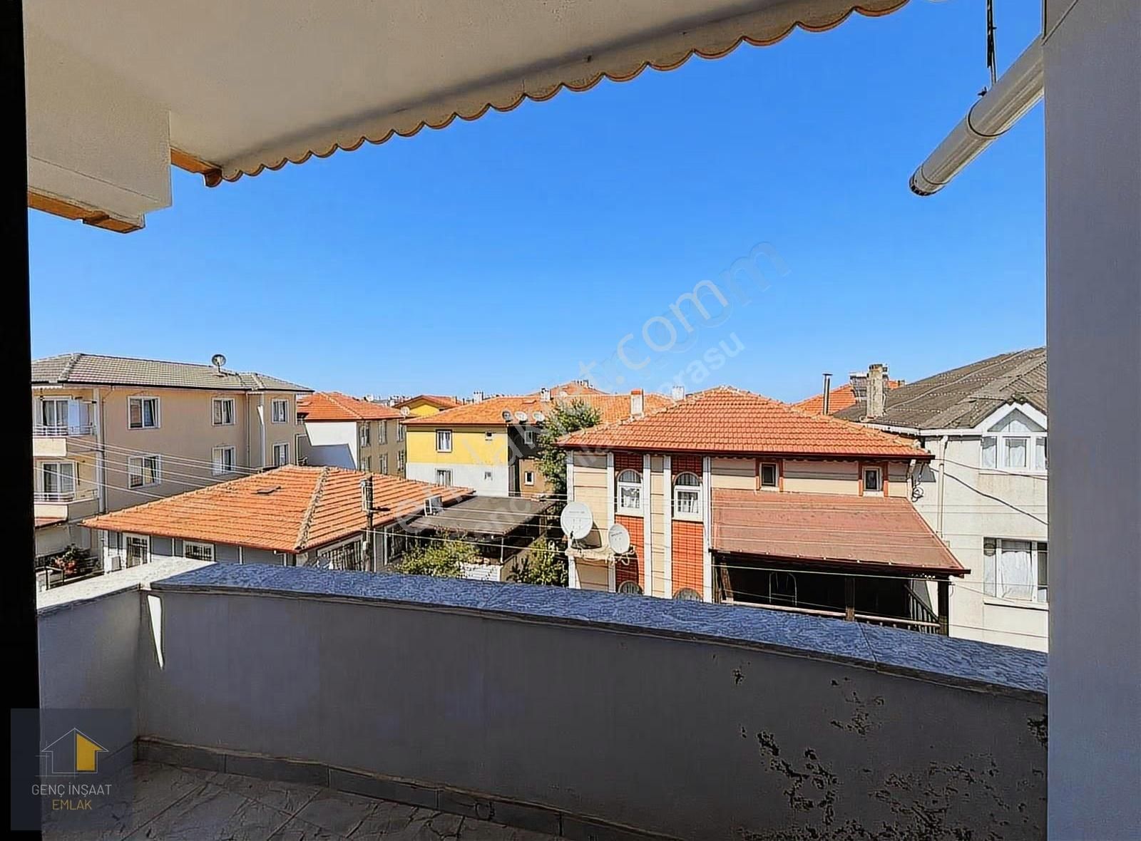 Karasu'da Merkezi Konumda Sıfır Eşyalı 2+1 Kiralık Daire - Görsel 13