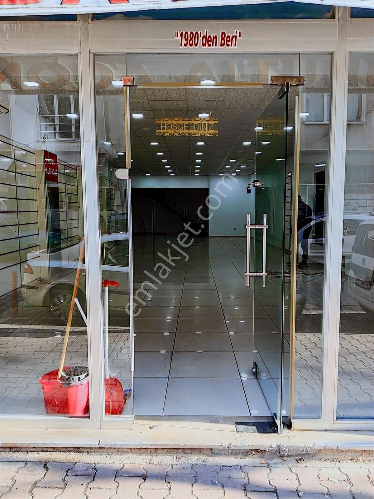 Reşadiye Mahallesin'de Merkezi Konumda!! 2 Katlı Dükkan !!! - Görsel 14