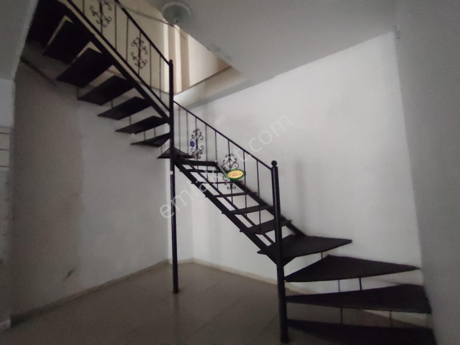 Reşadiye Mahallesin'de Merkezi Konumda!! 2 Katlı Dükkan !!! - Görsel 9