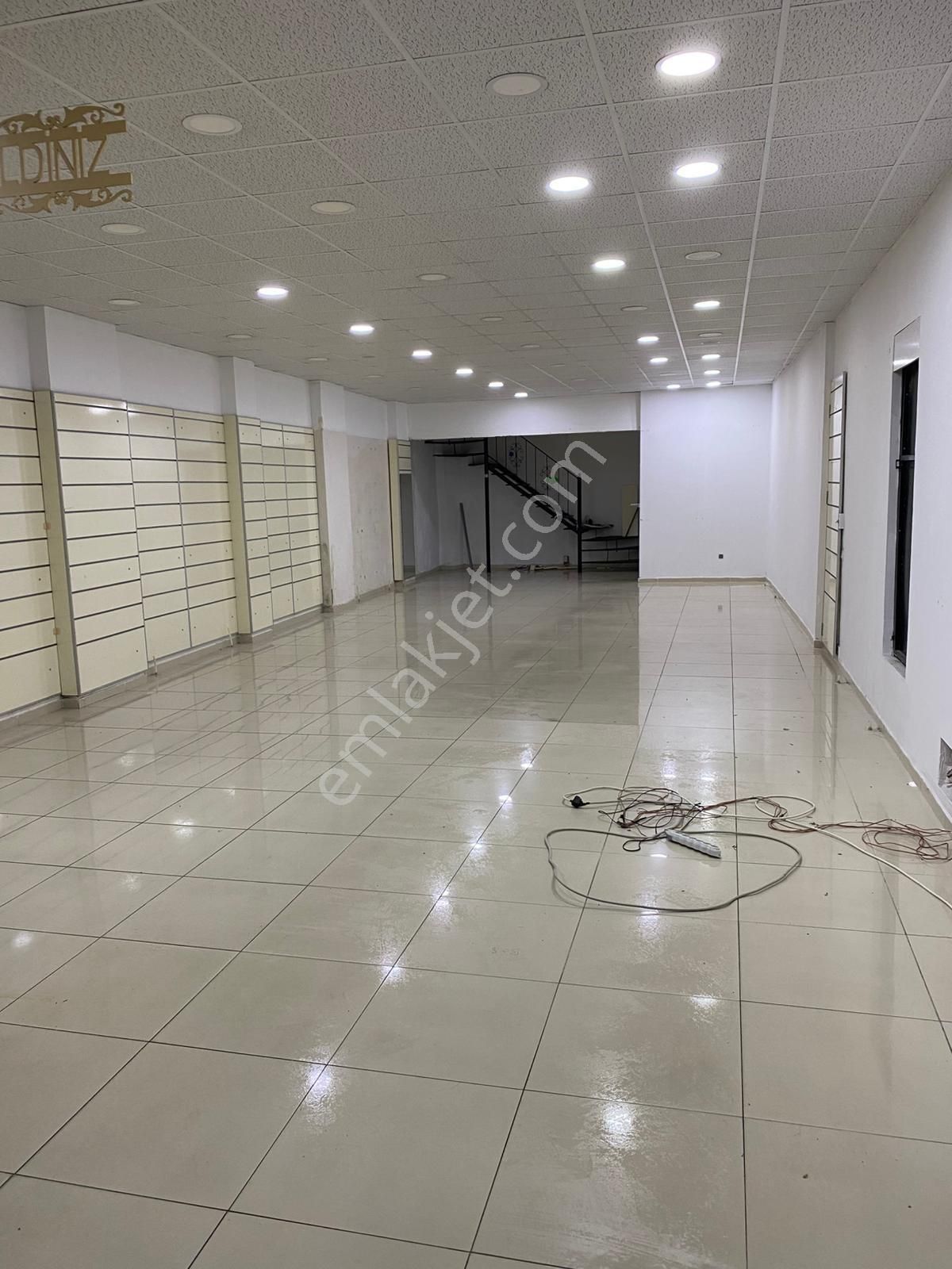 Reşadiye Mahallesin'de Merkezi Konumda!! 2 Katlı Dükkan !!! - Görsel 10