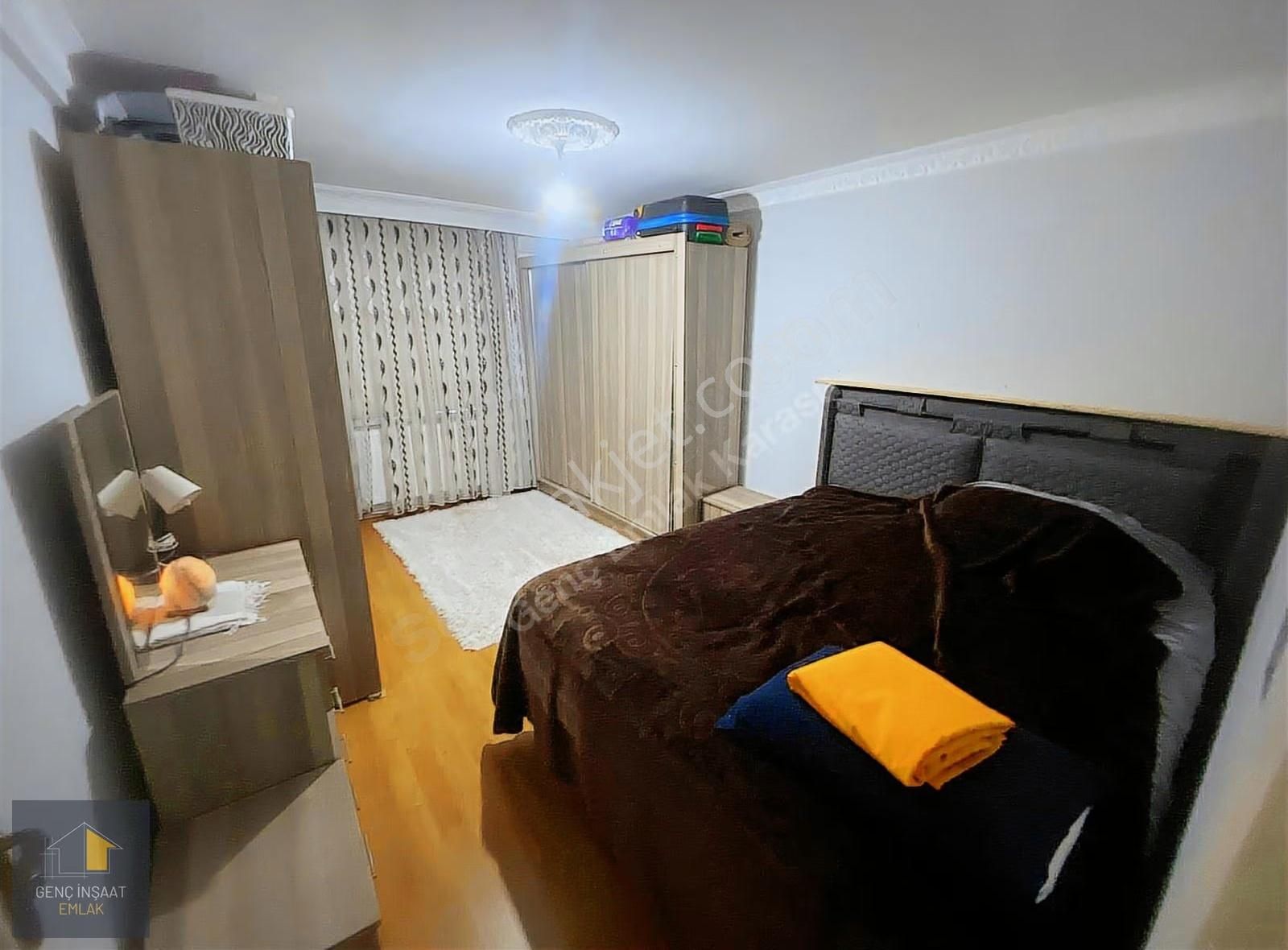 Karasu Belediye Yanında Dükkan Üstünde 3+1 Satılık Daire - Görsel 10