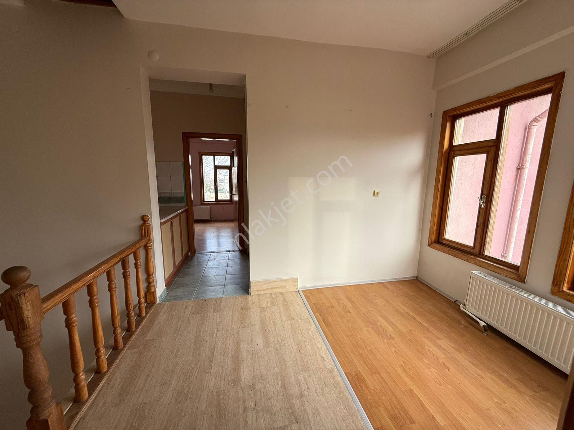 Buhara Mahallesinde Müstakil Dubleks 3+1 Bahçeli Daire Villa Tarzında - Görsel 22