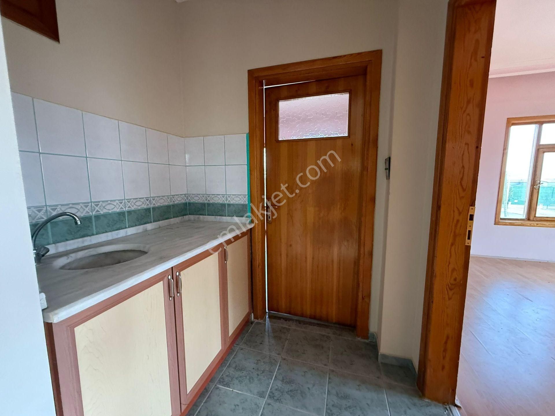 Buhara Mahallesinde Müstakil Dubleks 3+1 Bahçeli Daire Villa Tarzında - Görsel 31