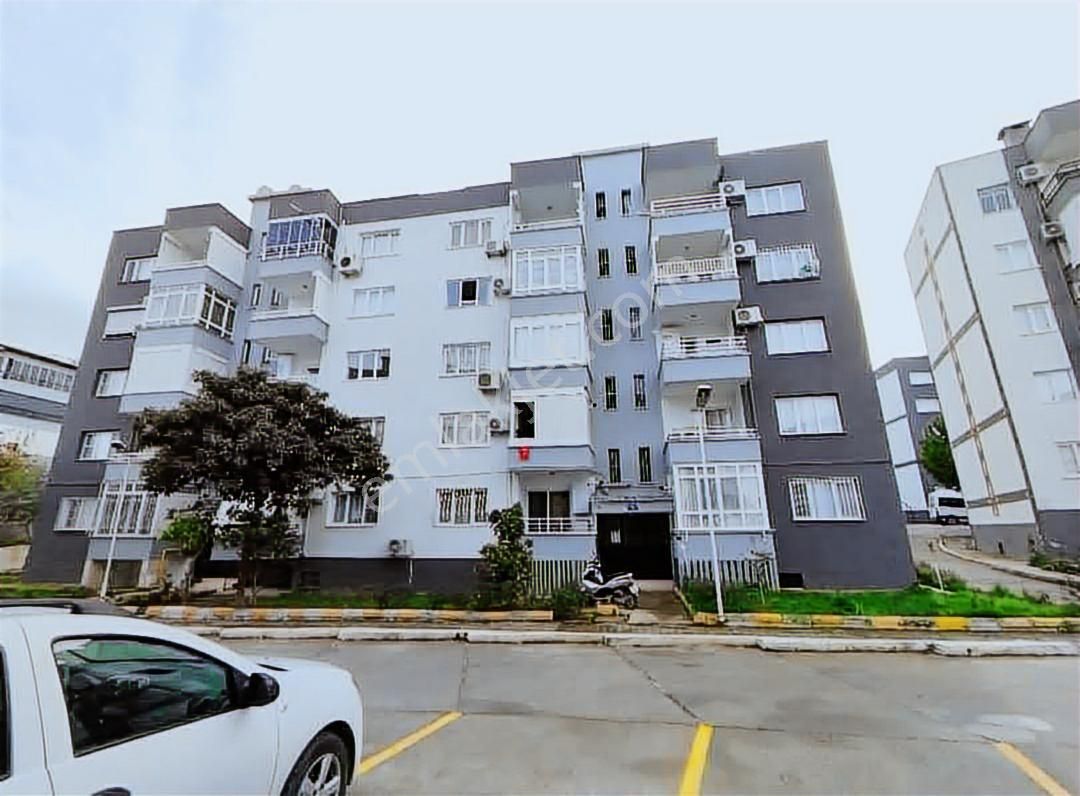 Meram Sitesi Çift Cephe Ara Kat