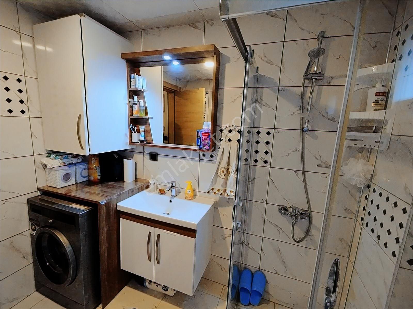 Havuzlu Site Doğalgaz Isıtmalı Çift Banyo Wc Kat 1 - Görsel 29