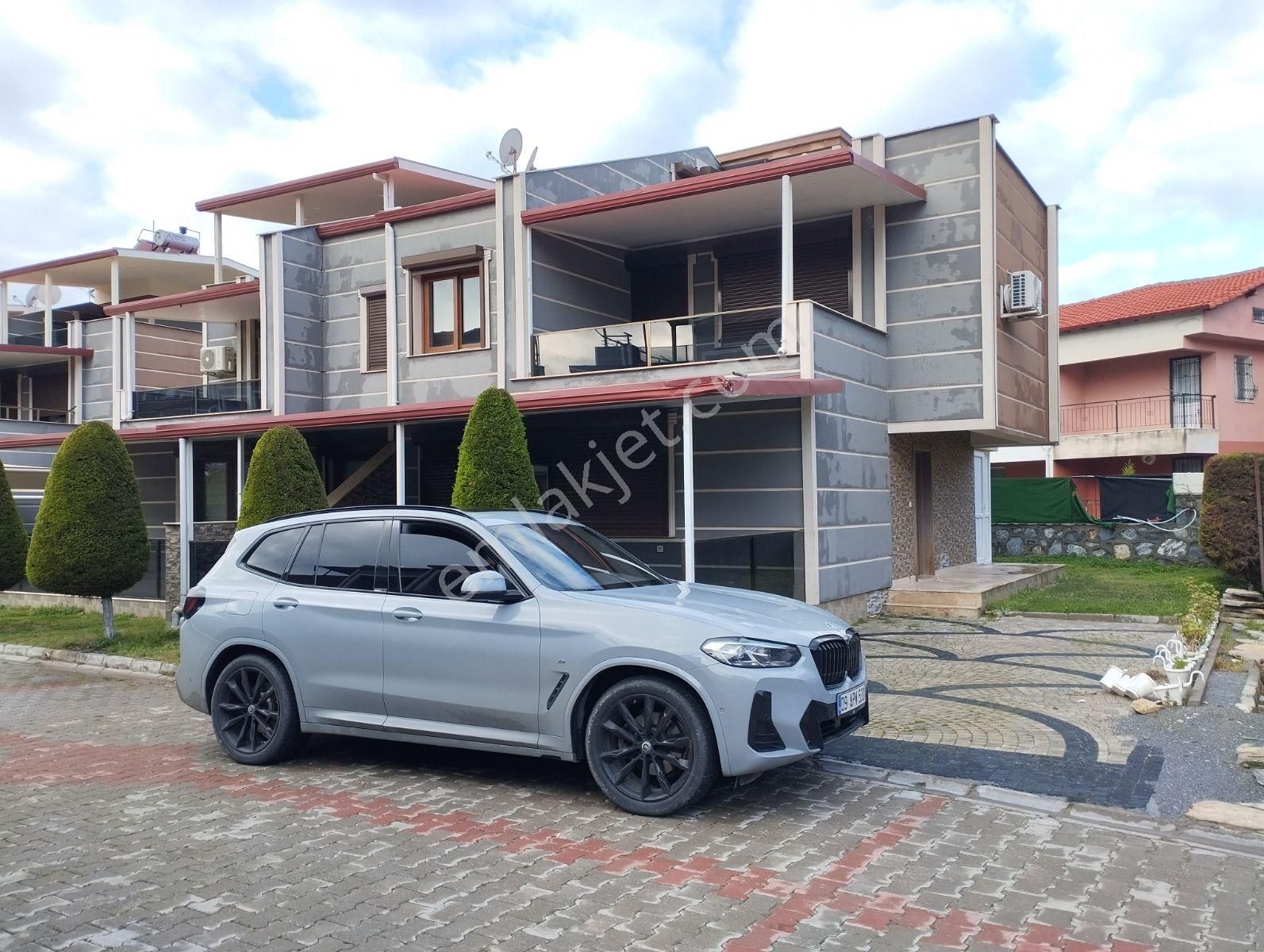 Havuzlu Site Denize Yakın Villa - Görsel 4