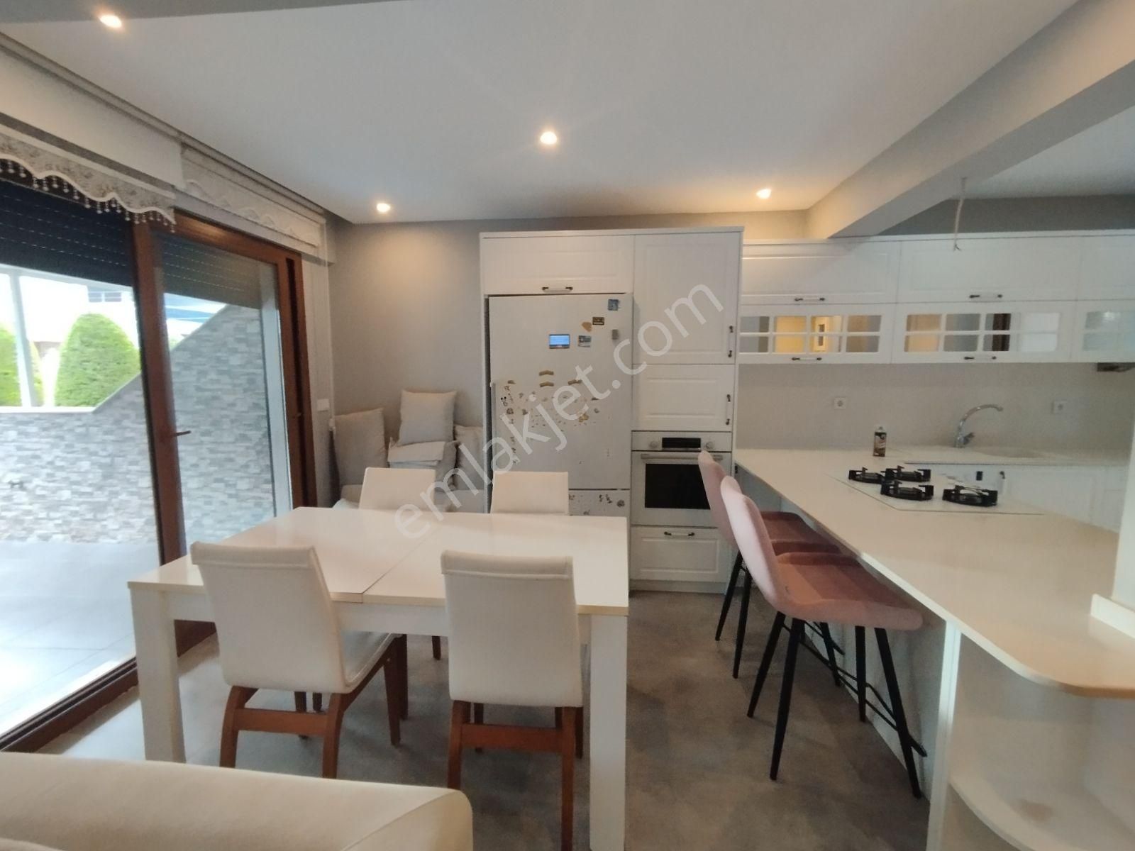 Havuzlu Site Denize Yakın Villa - Görsel 34