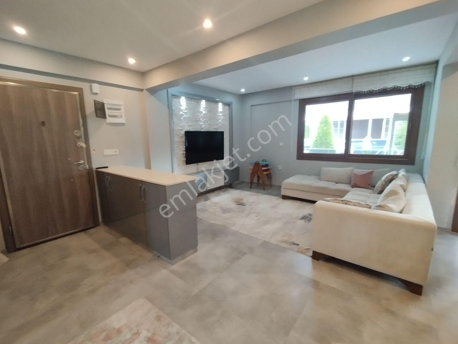 Havuzlu Site Denize Yakın Villa - Görsel 24