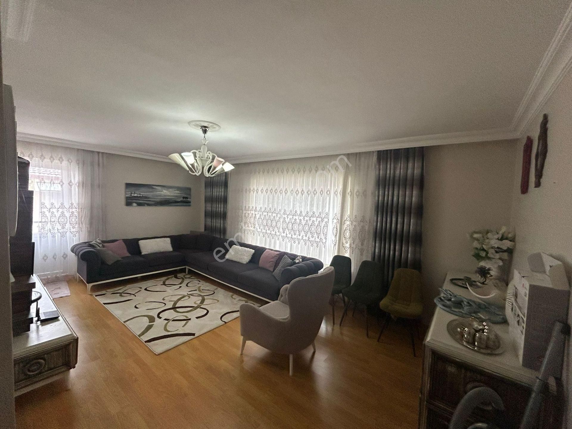 Mamak - Başak Mahallesinde Necip Fazıl Kültür Merkezi Yak. Full Yapılı 3+1 Satılık Daire !!! - Görsel 4