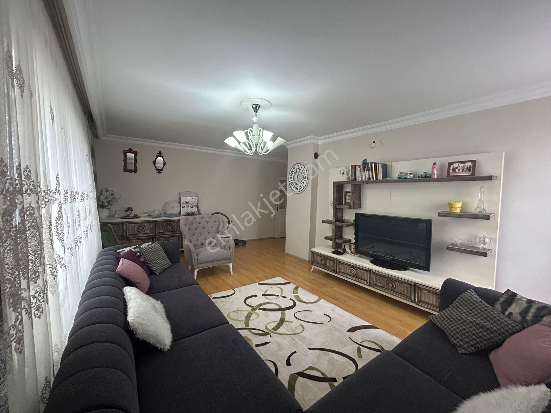 Mamak - Başak Mahallesinde Necip Fazıl Kültür Merkezi Yak. Full Yapılı 3+1 Satılık Daire !!! - Görsel 2