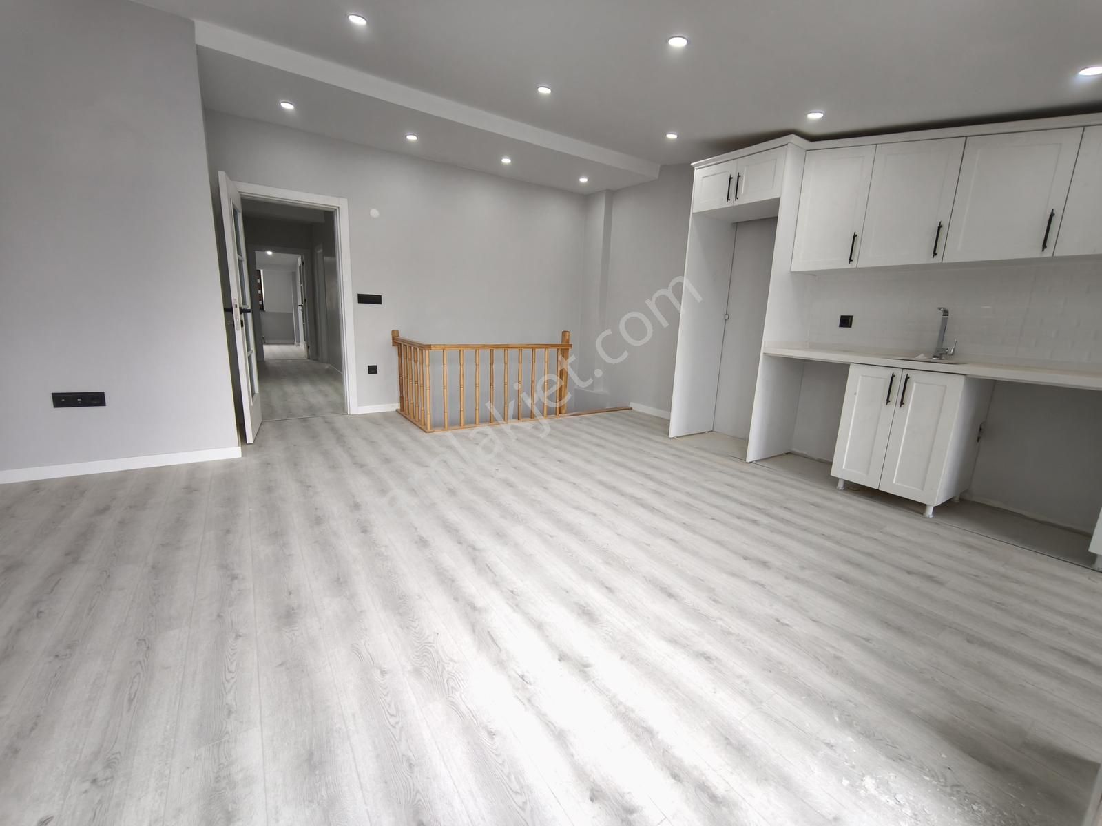 Yıldırım Mah.çift Ebeveyn Banyolu 6+2 250m²sıfır Mükemmel Dublex - Görsel 7