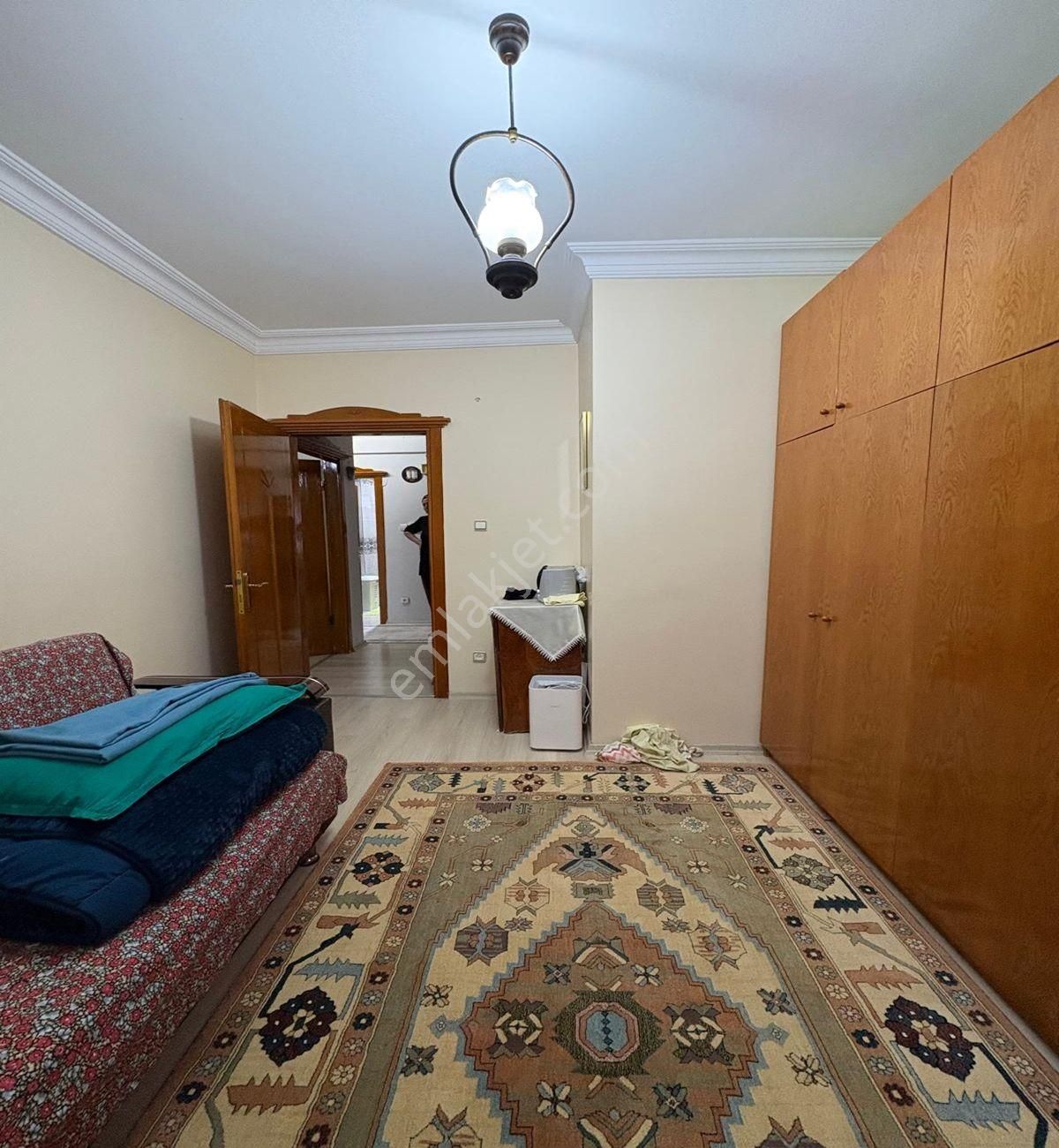 Avcılar Denizköşklerde 3+1 Asansörlü Masrafsız Ara Kat Daire - Görsel 4