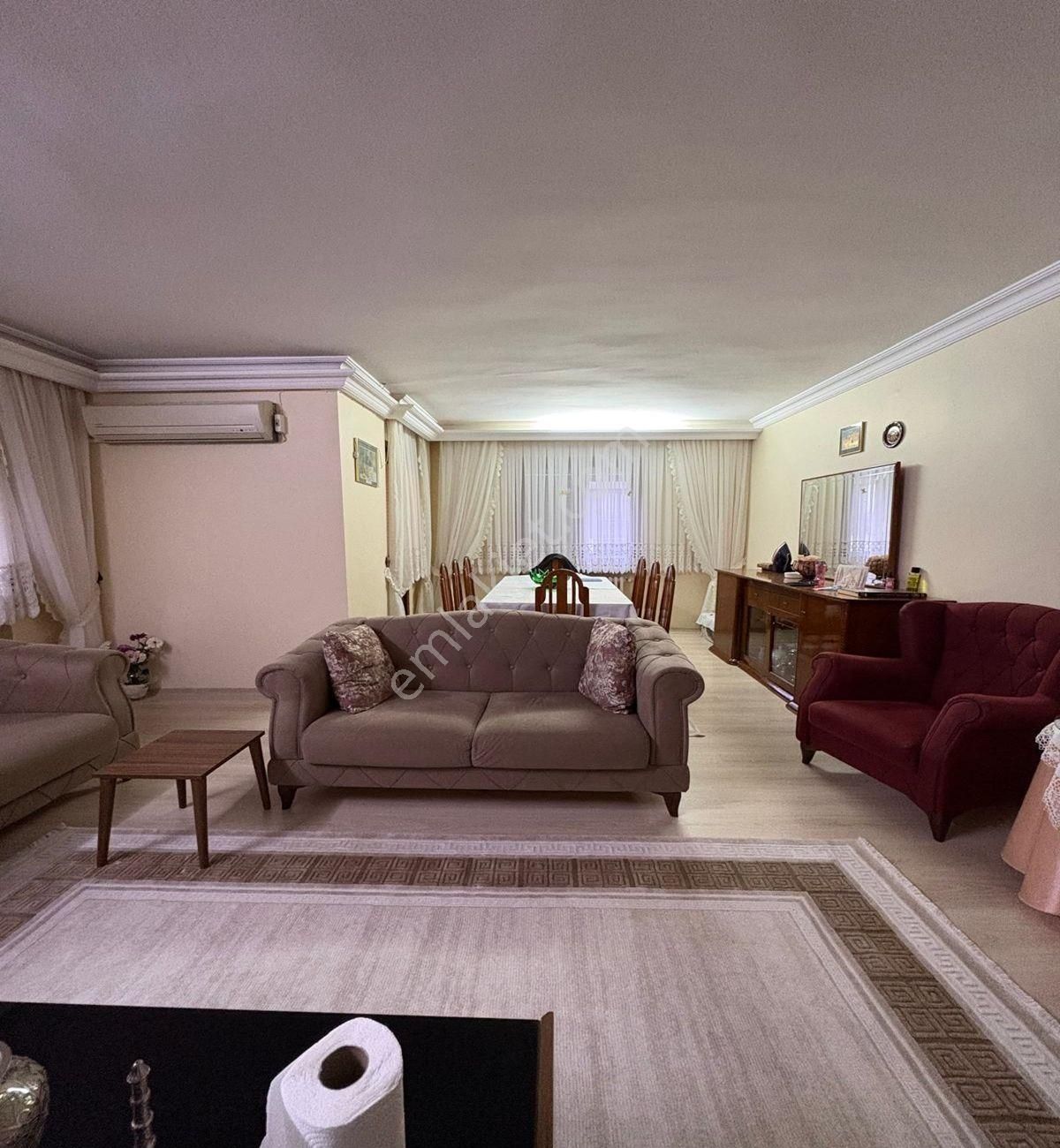 Avcılar Denizköşklerde 3+1 Asansörlü Masrafsız Ara Kat Daire - Görsel 2