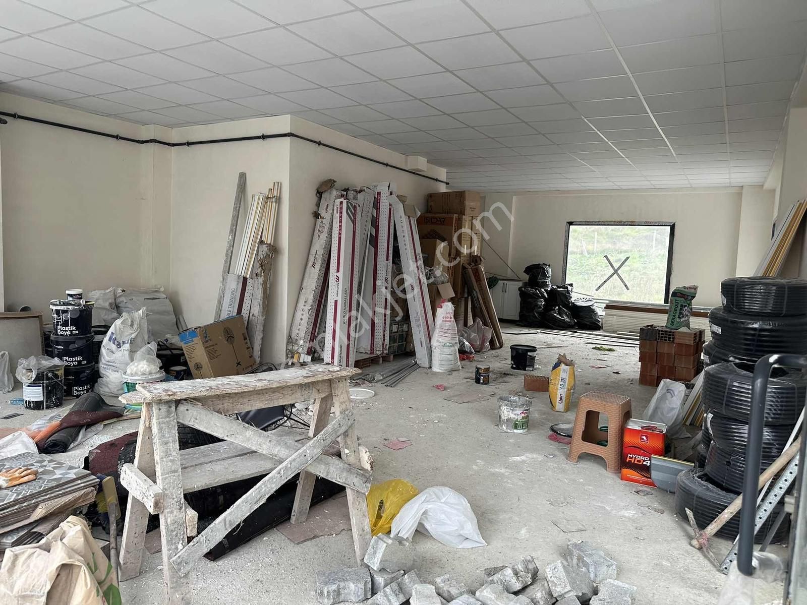 Hadımköy Ömerlide Satılık 75 M2 Dükkan - Görsel 12