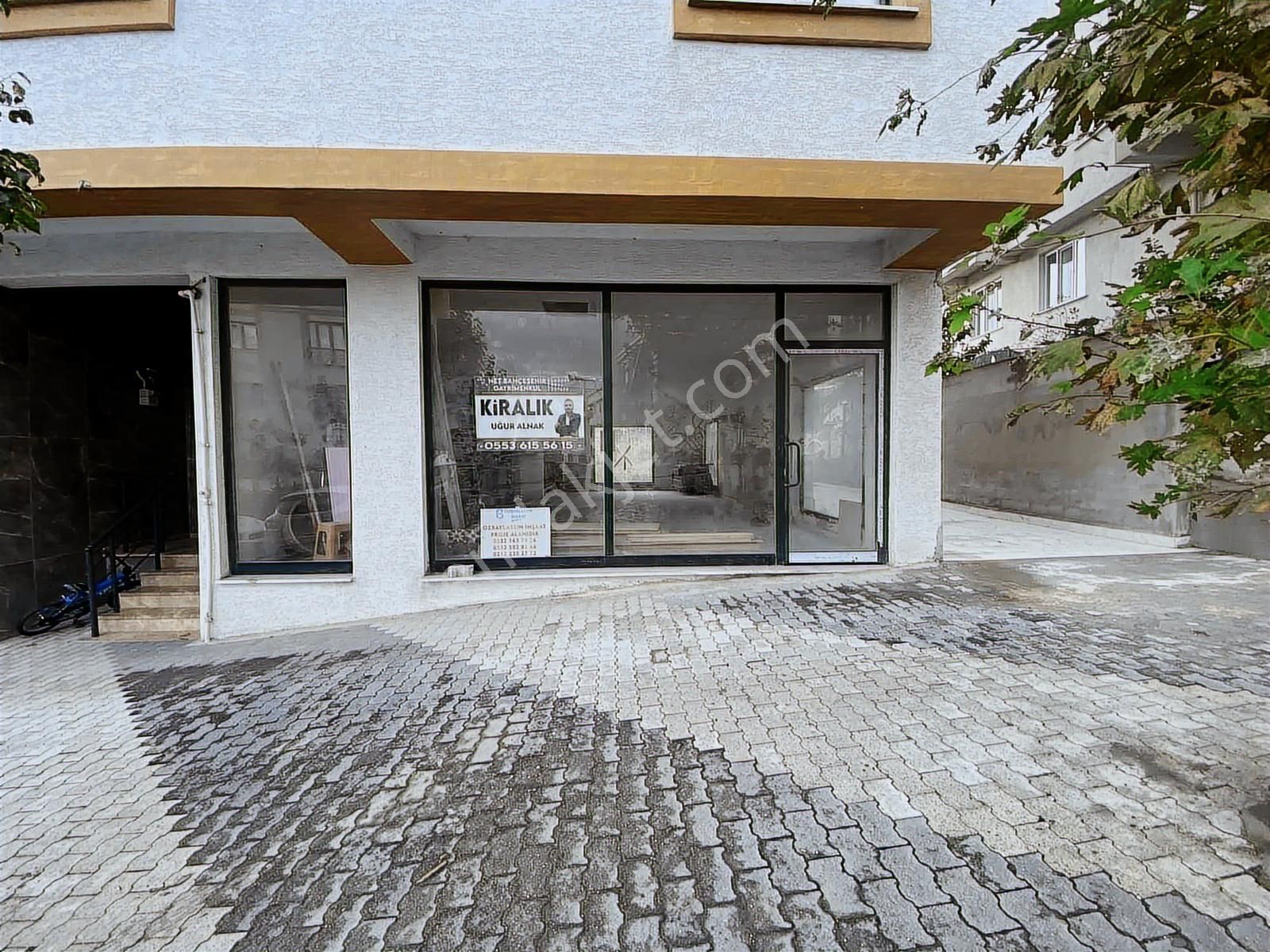 Hadımköy Ömerlide Satılık 75 M2 Dükkan - Görsel 9