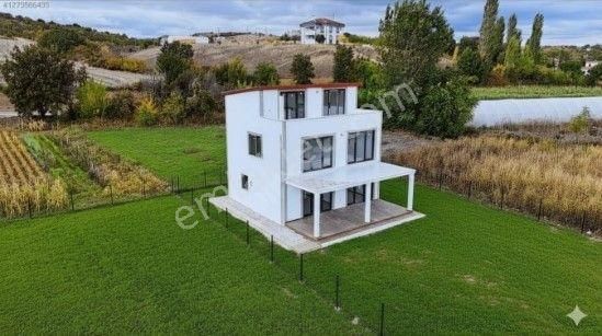 Sahibinden Fırsat! 518 M² Arsa İçinde Müstakil Ev