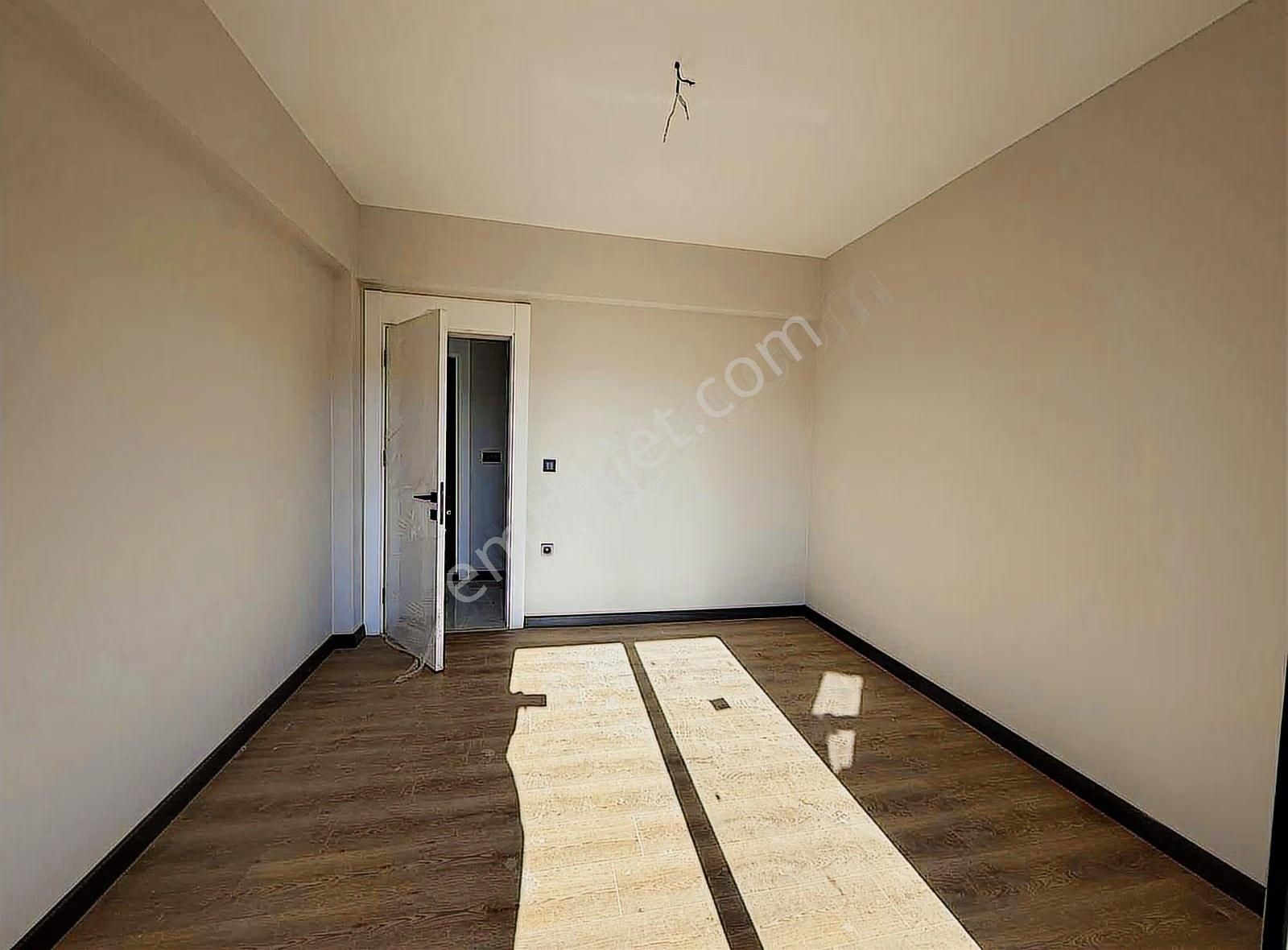 3+1 Büyüklüğünde 2+1 Kiralık Daire - Görsel 3