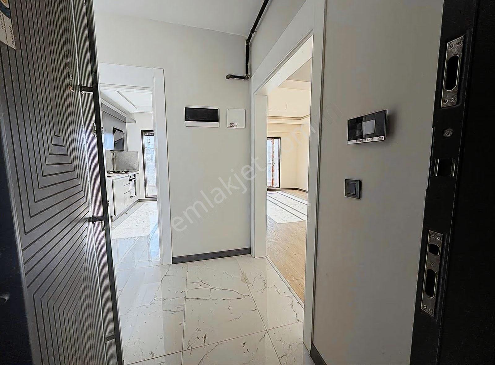3+1 Büyüklüğünde 2+1 Kiralık Daire - Görsel 11