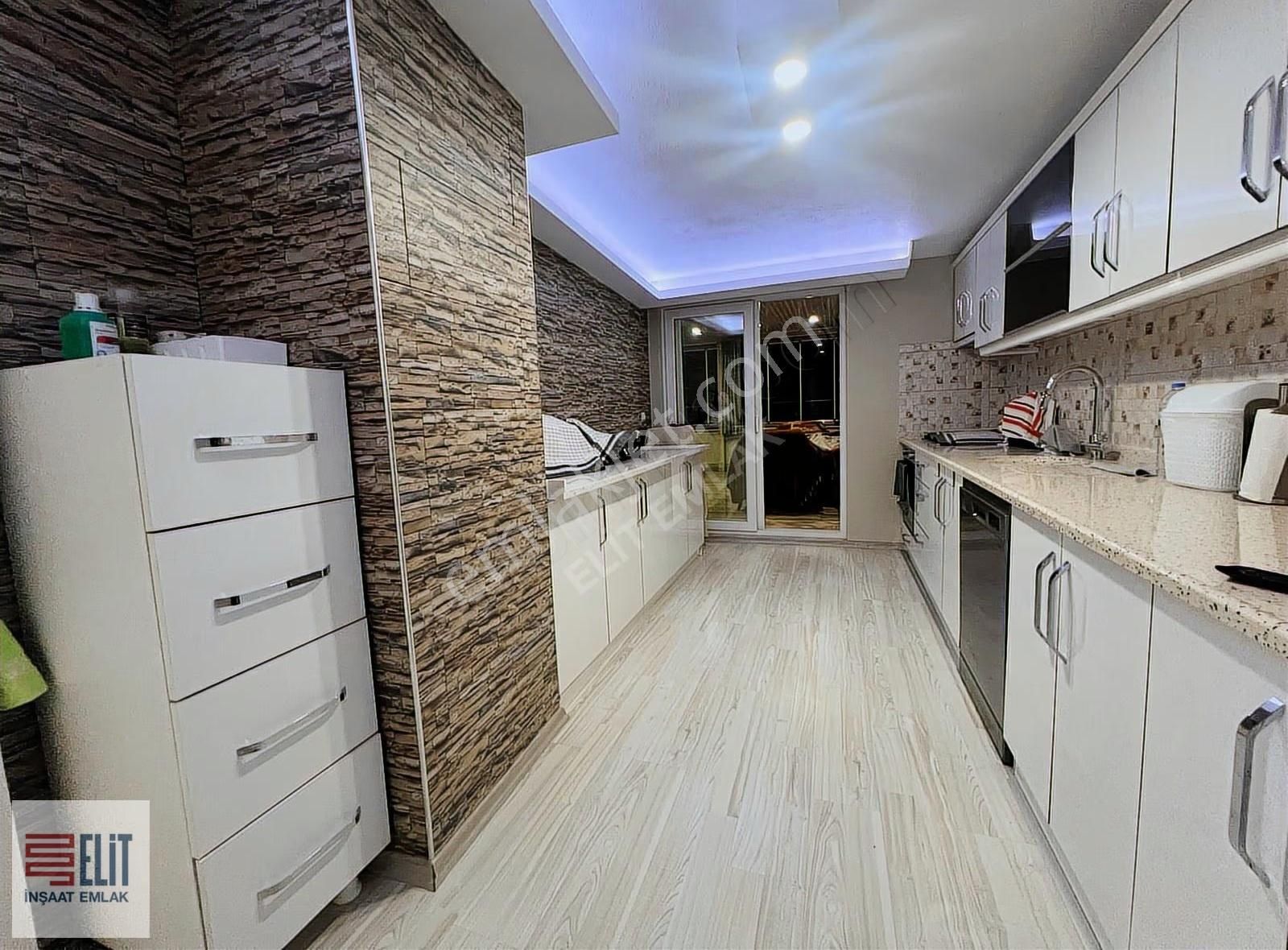 Didim Merkezde Acil Satılık Asansörlü Binada 3+1 Dubleks - Görsel 8