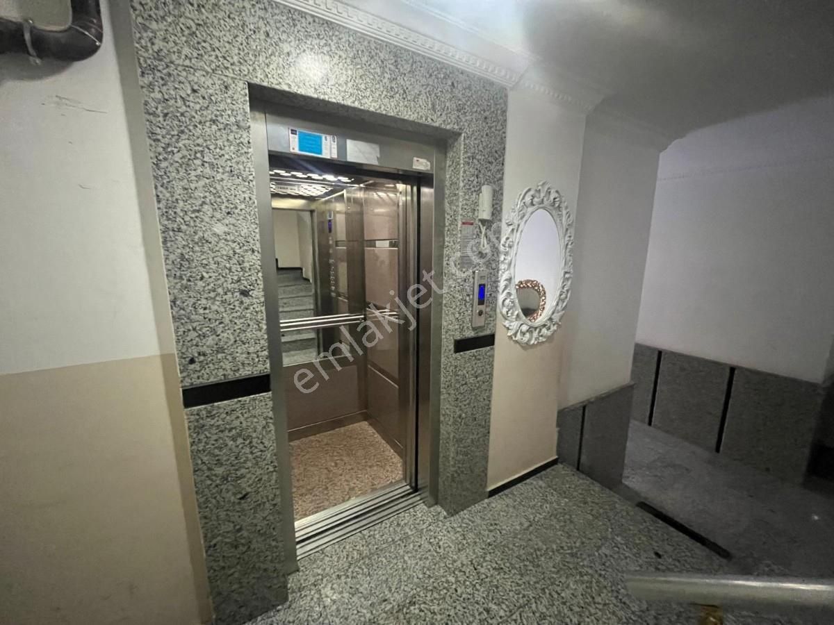 Kapanmaz Panoramik Haliç Manzaralı 3+2 Kiralık Dubleks Daire - Görsel 23