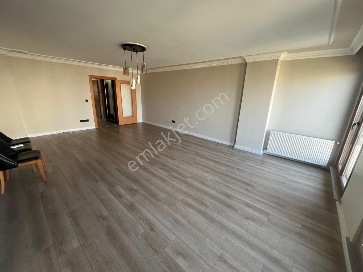 Kapanmaz Panoramik Haliç Manzaralı 3+2 Kiralık Dubleks Daire - Görsel 3