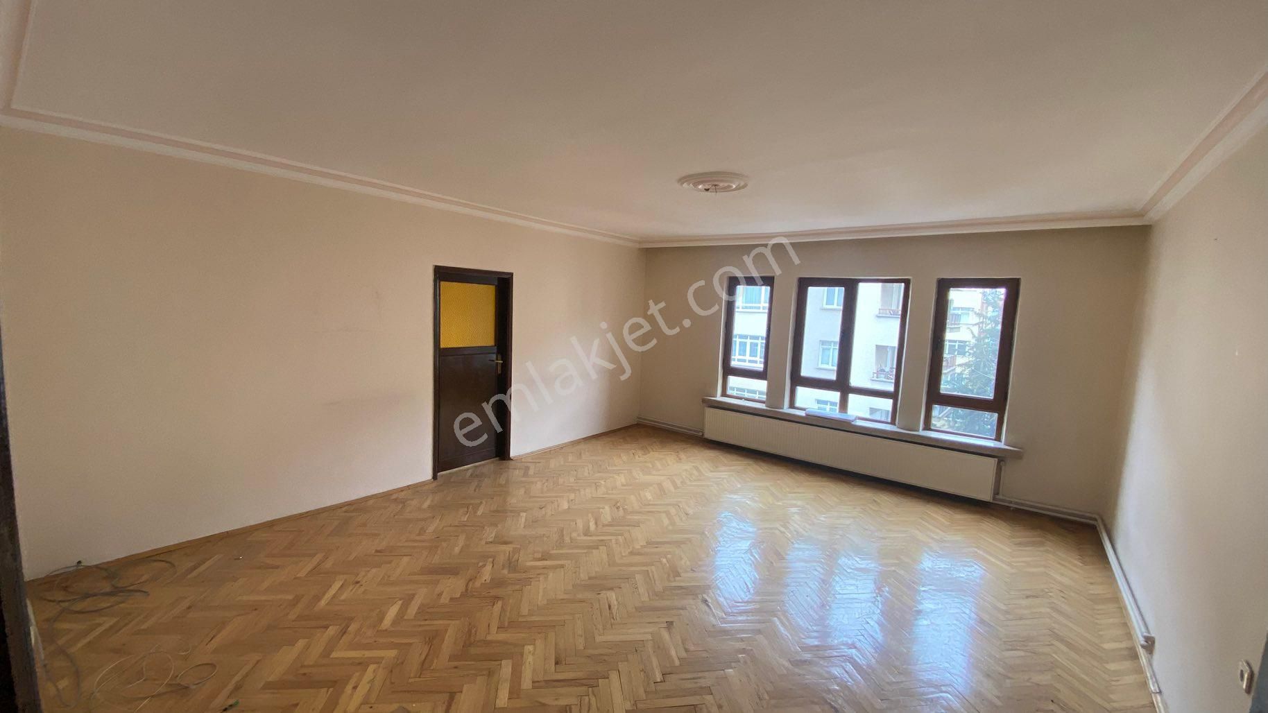 Arslan Emlaktan 6.cadde Üzerinde 3+1 Asansörlü Kiralık Daire - Görsel 5