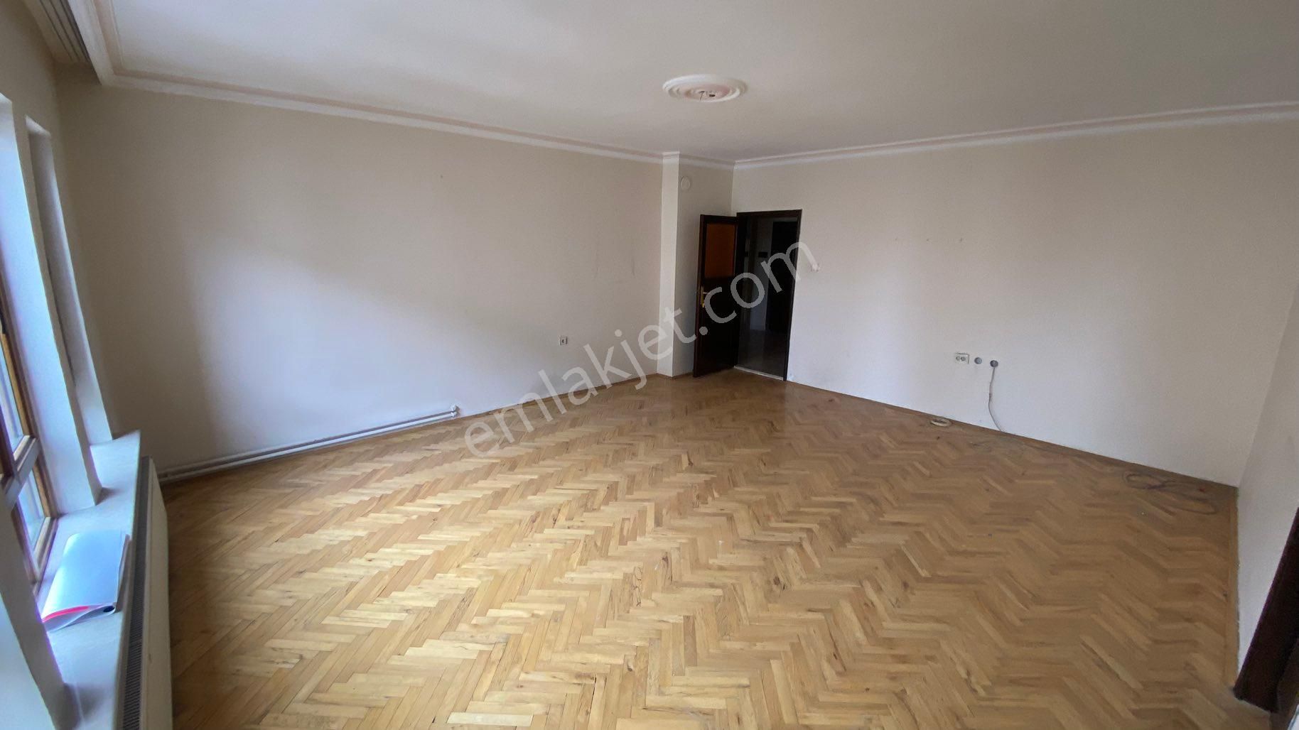 Arslan Emlaktan 6.cadde Üzerinde 3+1 Asansörlü Kiralık Daire - Görsel 4