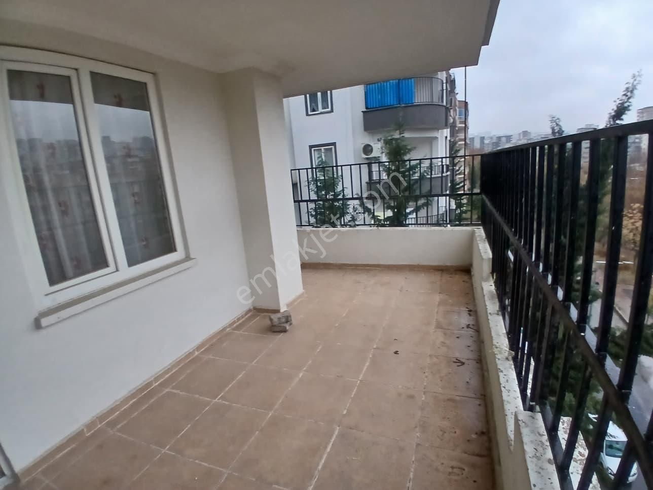 Akev Gayrimenkul'den Kköprü Karşıyaka'da 4+1 Ara Kat Daire - Görsel 27