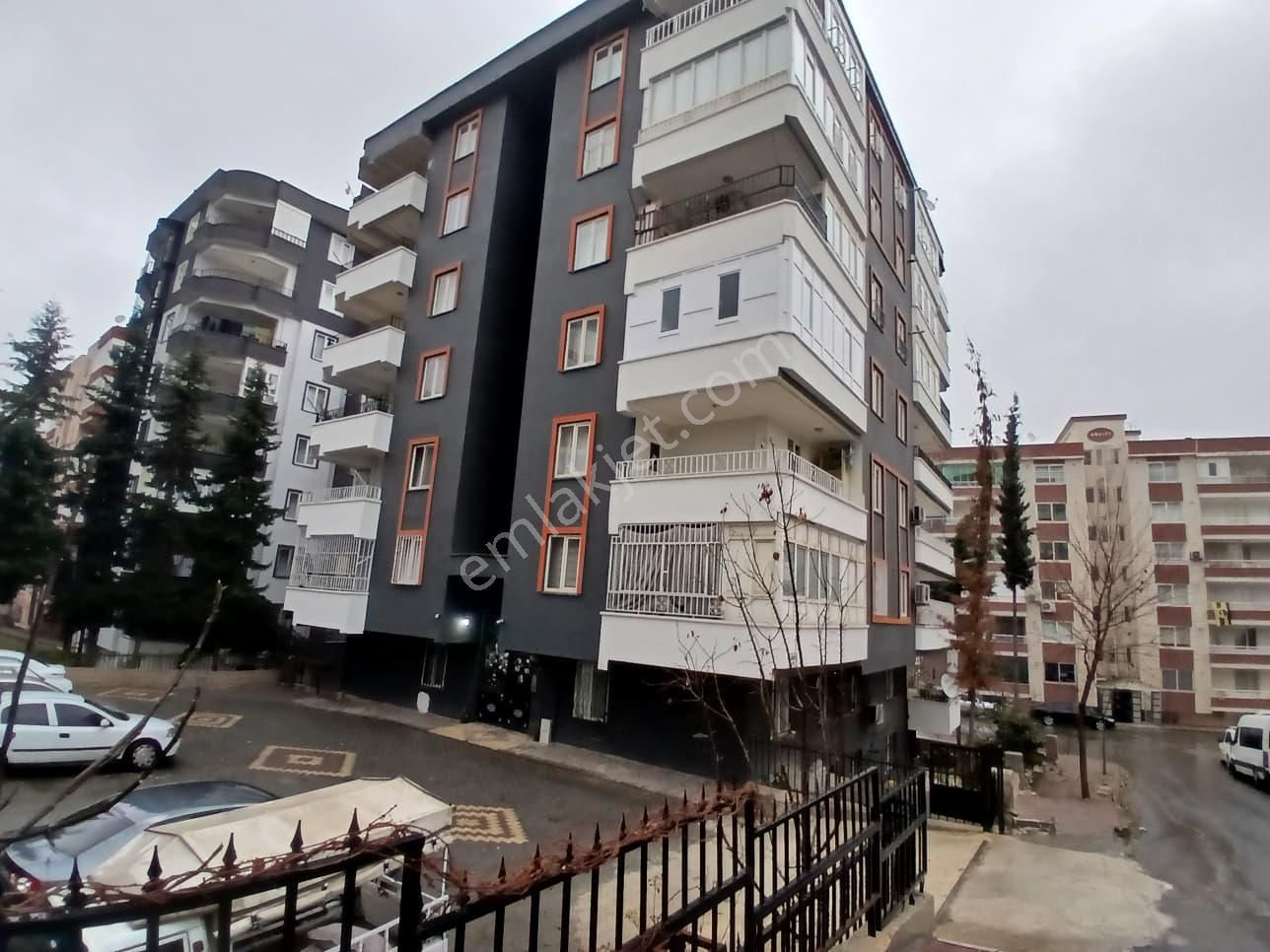 Akev Gayrimenkul'den Kköprü Karşıyaka'da 4+1 Ara Kat Daire - Görsel 32