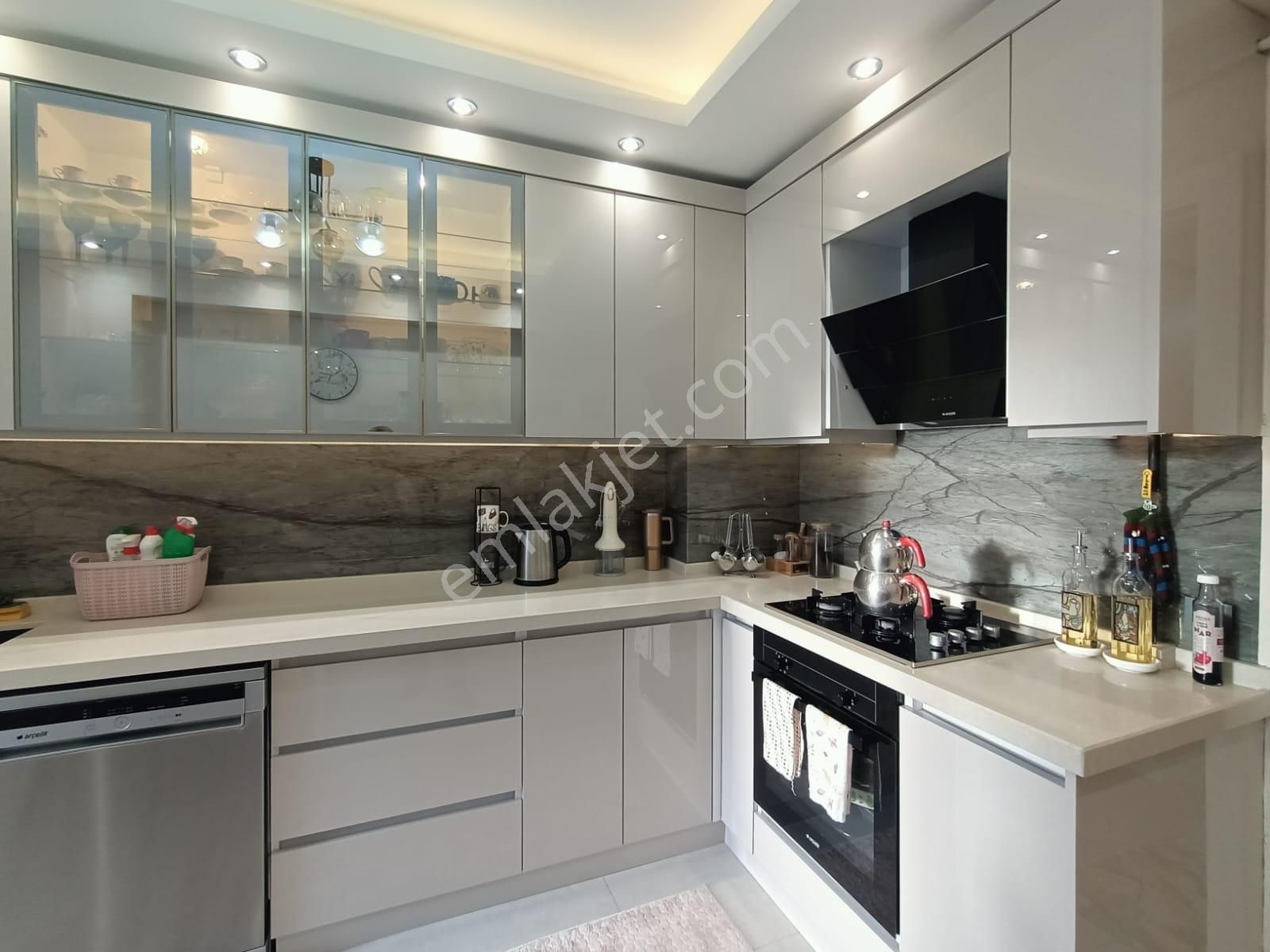 Turhandökme/ilköğretimokul/3/bina/ara/kat/3+1/lüks/yapılı/2bnyön - Görsel 10