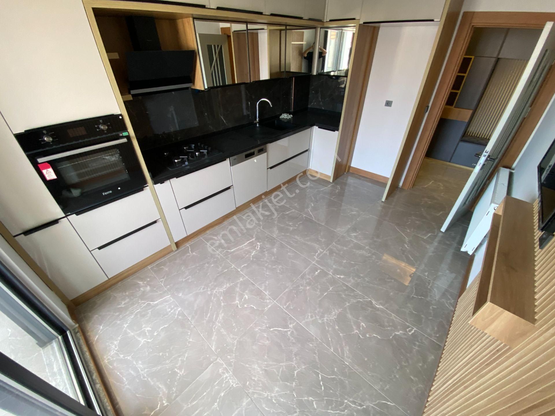 Mera Emlaktan Akçayda Asansörlü Çok Geniş 4+1 220m2 Dublex Daire - Görsel 4