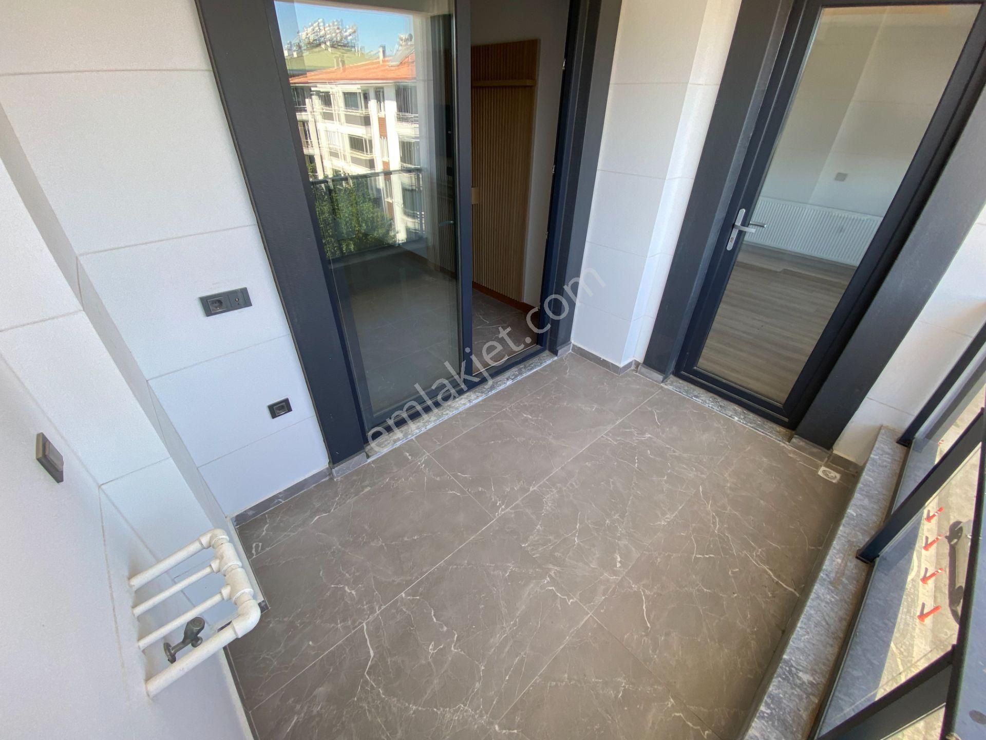 Mera Emlaktan Akçayda Asansörlü Çok Geniş 4+1 220m2 Dublex Daire - Görsel 21
