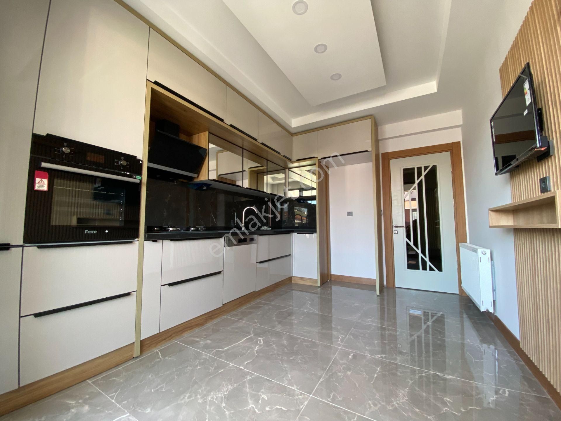 Mera Emlaktan Akçayda Asansörlü Çok Geniş 4+1 220m2 Dublex Daire - Görsel 11