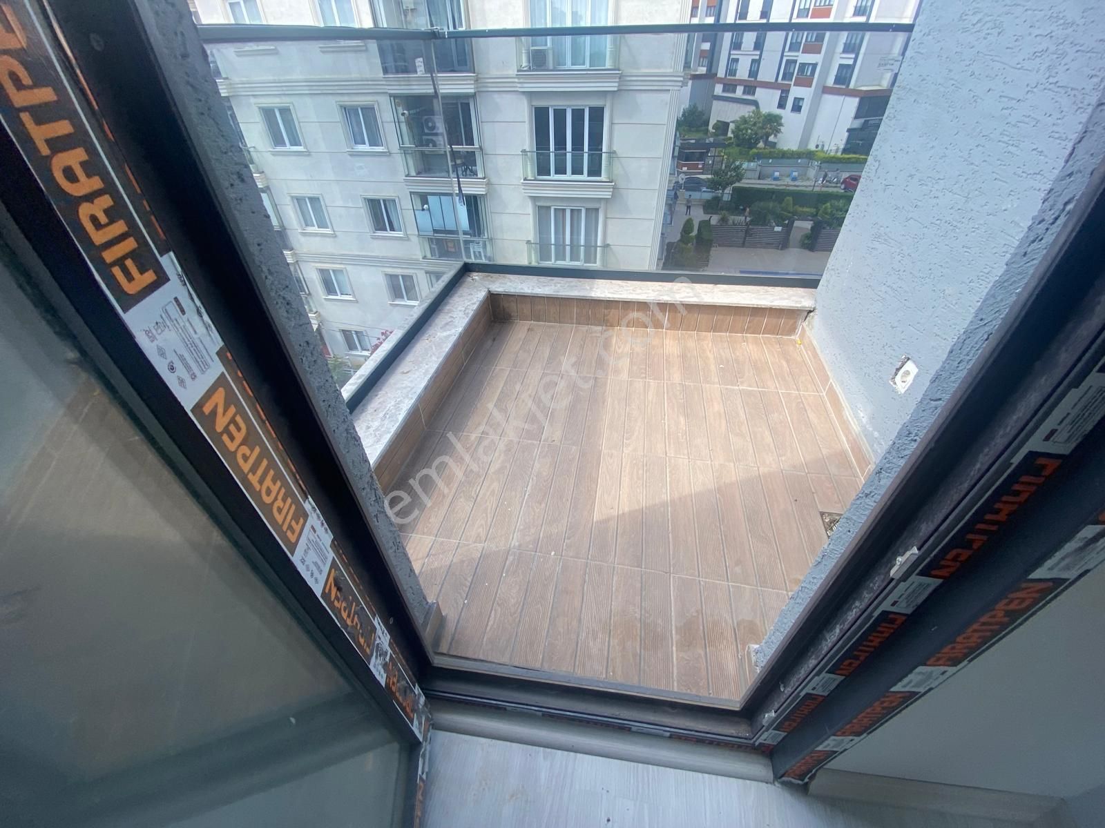 Tuzla Yayla Mahallesi"de Satılık Her Katta 3+1 Daireler Var Kredi Limit Yok - Görsel 23